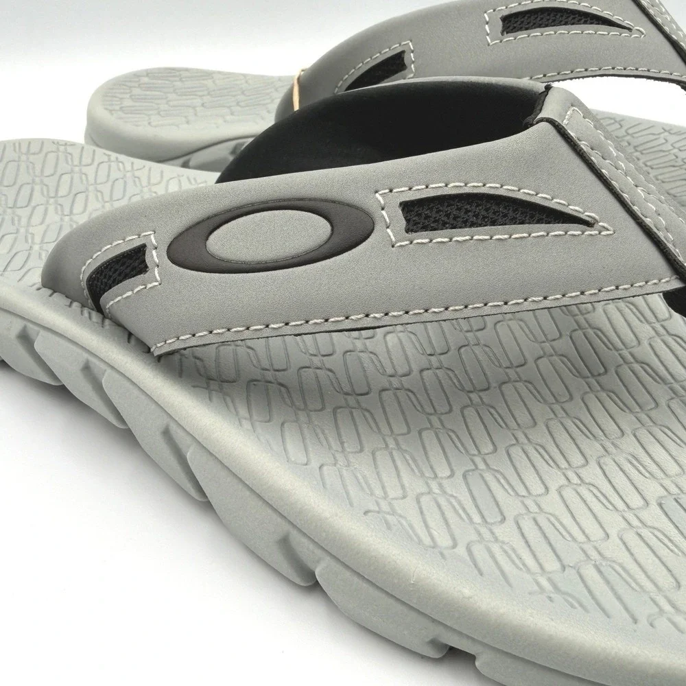 Oakley operative sandal
